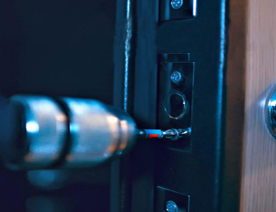 二七24小时上门开锁公司